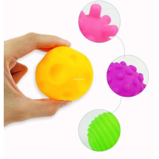 Set 6 mingi senzoriale moi pentru bebelusi cu chitaitoare